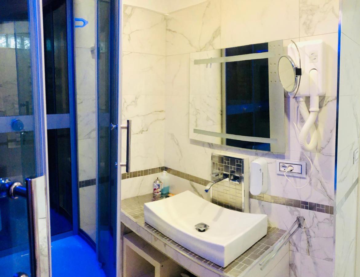 parisa suite Rom Exteriör bild